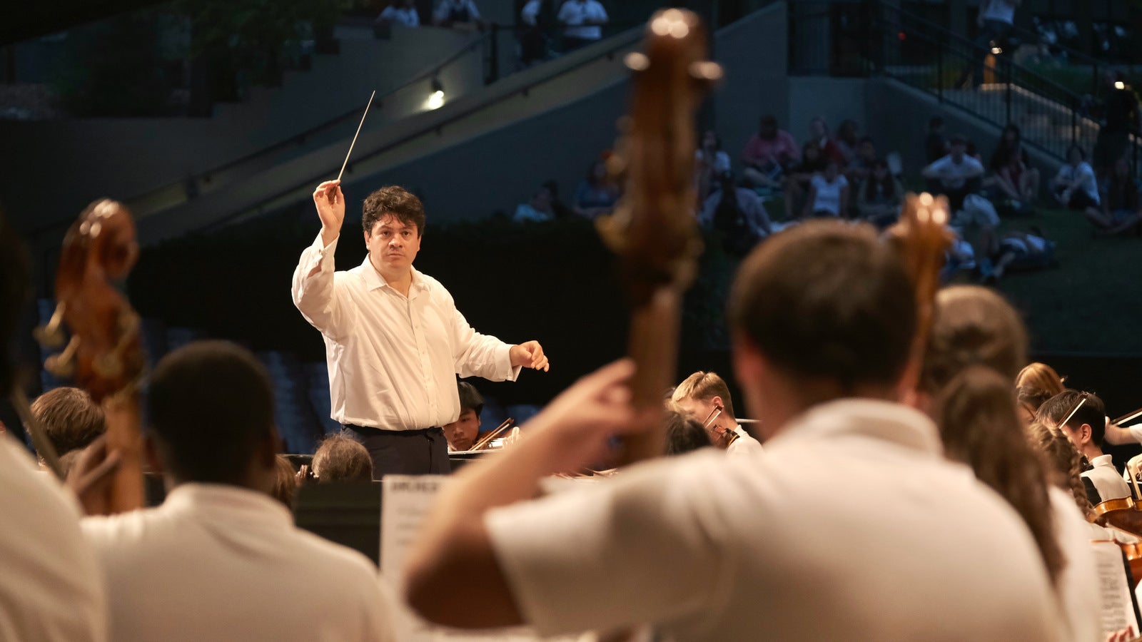 Christian Macelaru conducts Interlochen Arts Camp World Youth Symphony Orchestra students