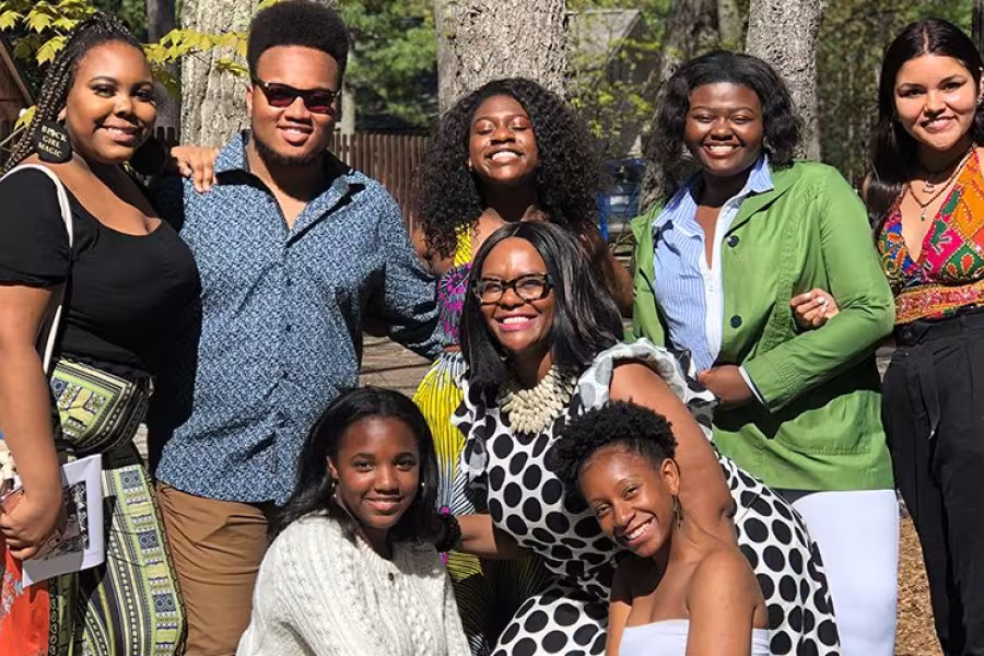 Aretina Hamilton with Arts Academy students