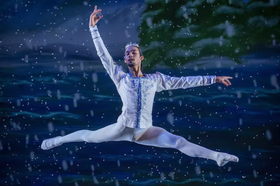 2021 Nutcracker dancer