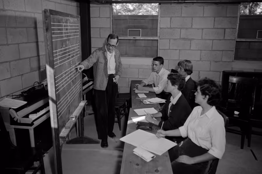 George Crumb teaches a Music Theory class at Interl