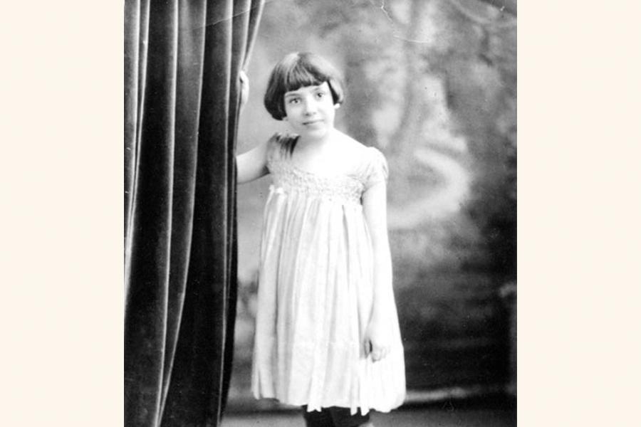 Rosalyn Tureck as a young girl