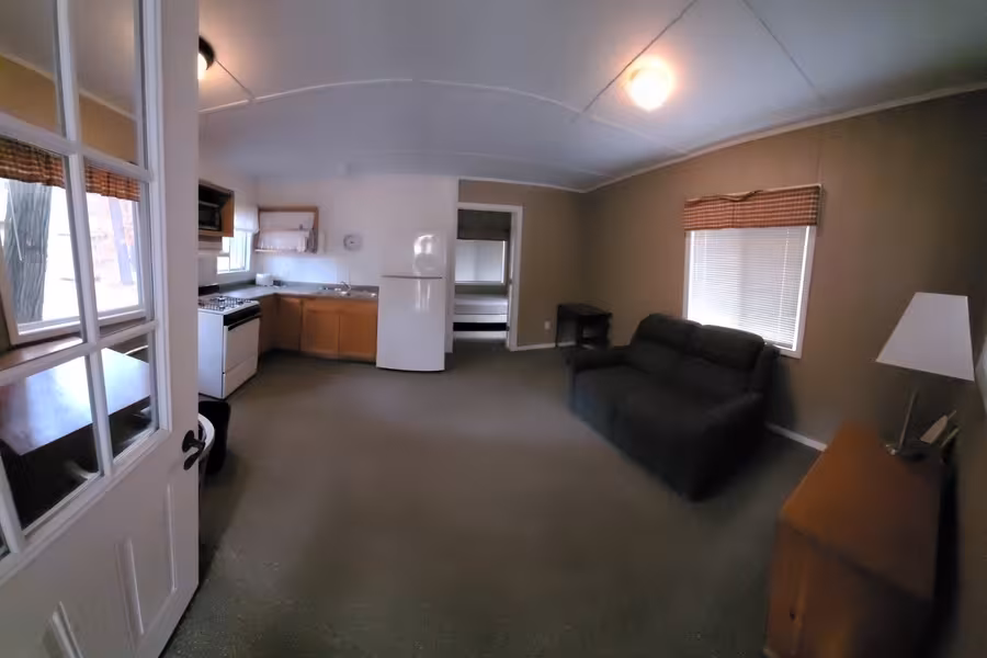 Cabin w/ Full Kitchen (Option 9)