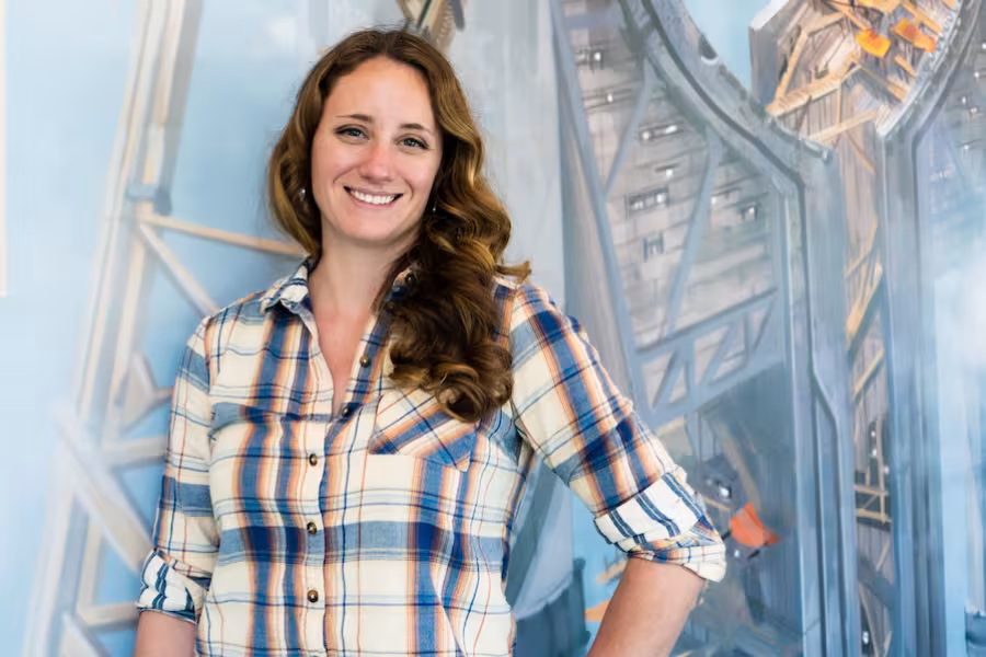 Headshot of Julia Lichtblau