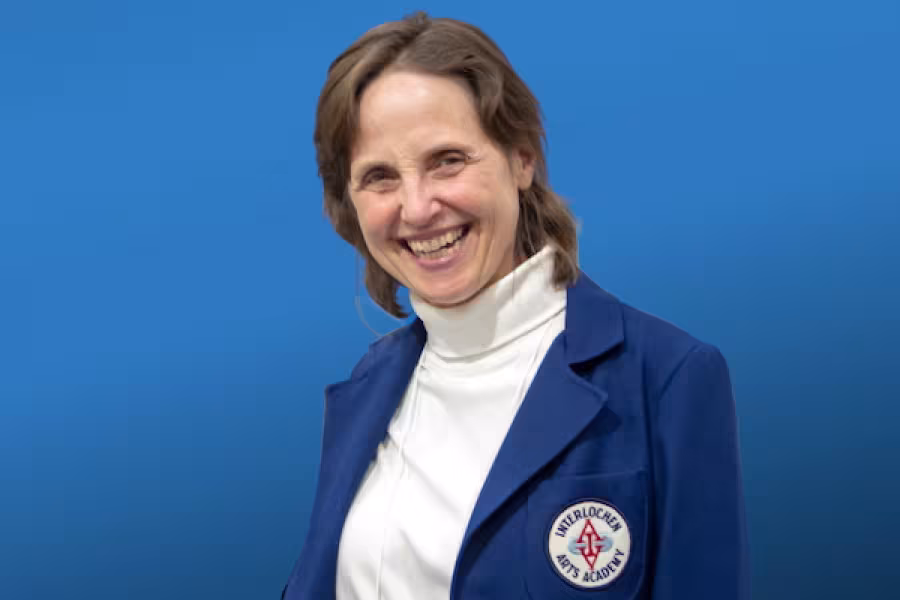 Headshot of Dawn Dreisbach