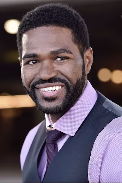 Jarvis George headshot 400x600