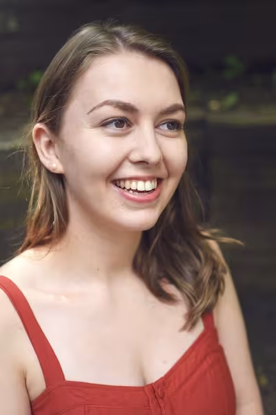 Katerina Gimon headshot 400x600