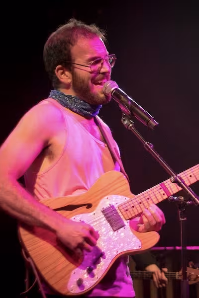 Theo Katzman headshot 400x600
