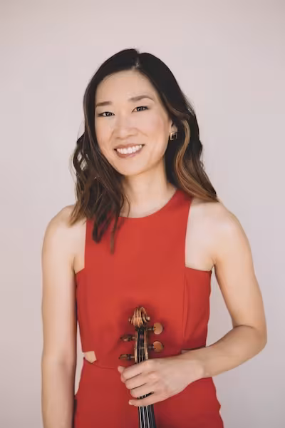 Yvonne Lam headshot 400x600