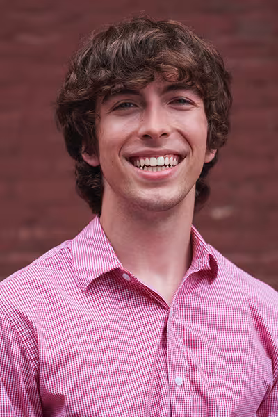 Henry Woods Headshot