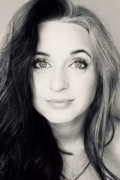 Elizabeth Hany headshot