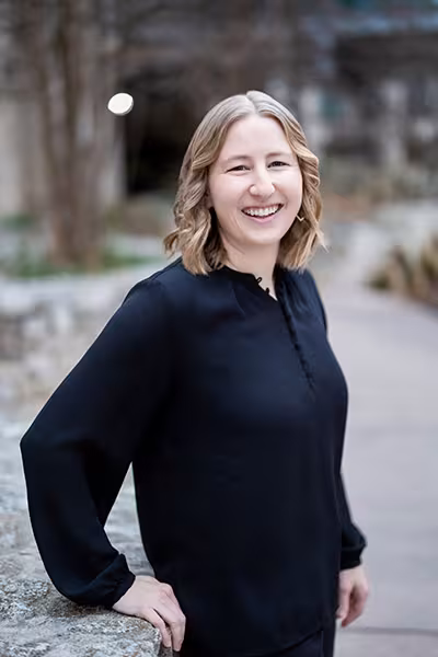 Hannah Morrison headshot