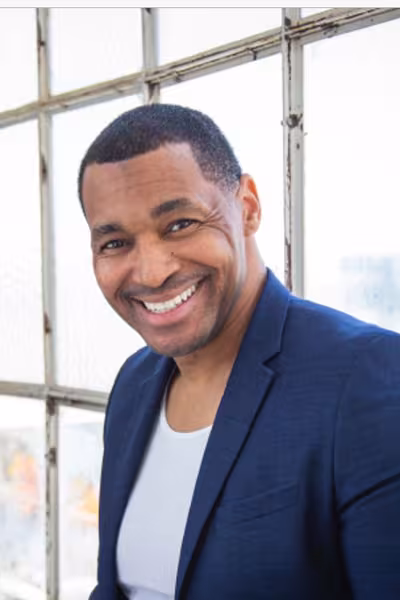 Tor Campbell Headshot