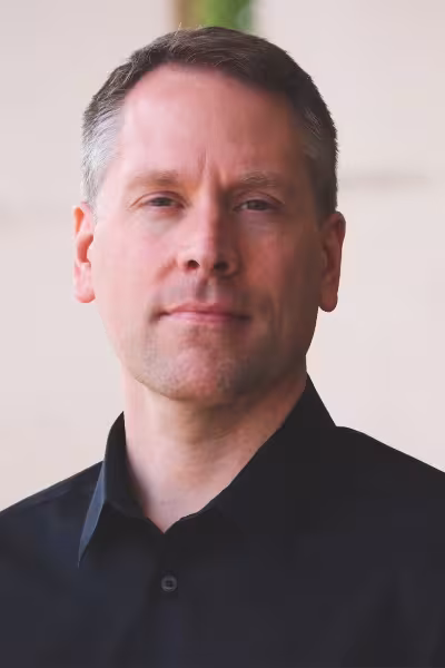 Christopher Morehouse headshot