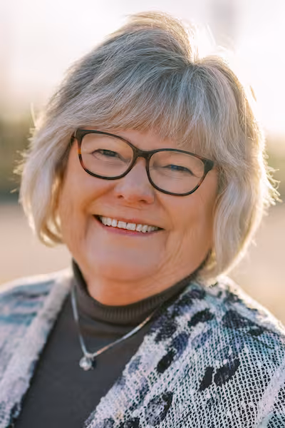 Headshot of Gaye Gronlund