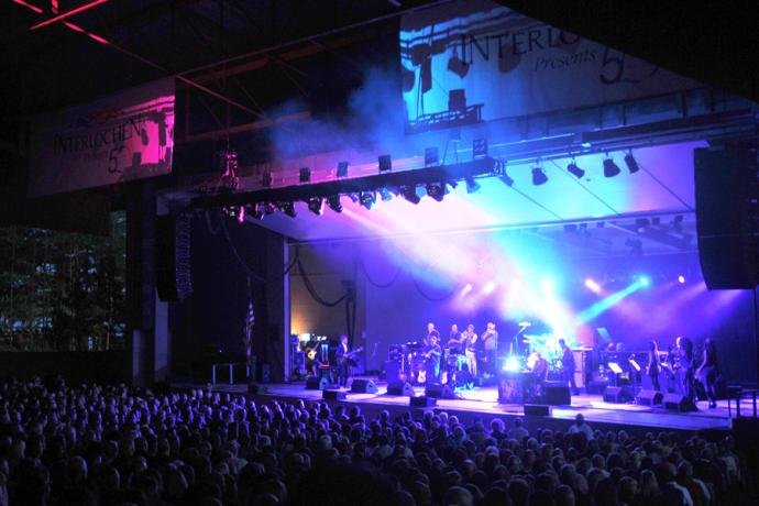 Kresge Auditorium during a summer concert