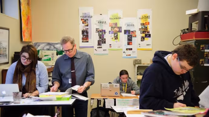 Clyde Sheets works with Design & Production students