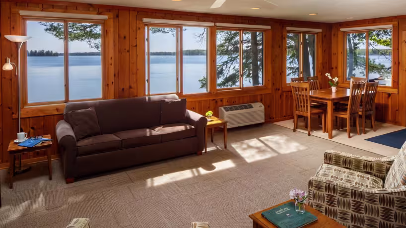 Tremaine Cabin living room