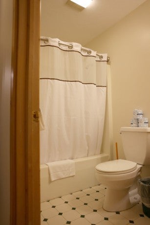 Green Lake Heritage House second bathroom