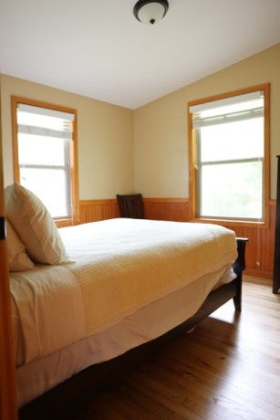 Greenleaf Cabin bedroom