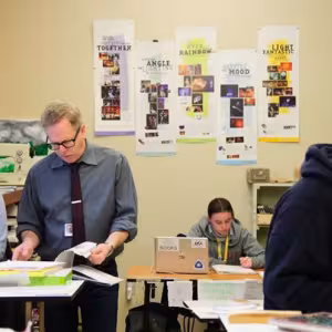 Clyde Sheets works with Design & Production students