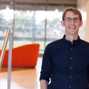 Headshot of Alan Cohen