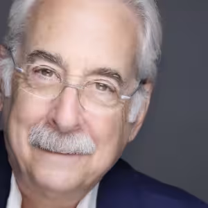 Professional portrait of Richard Winkler